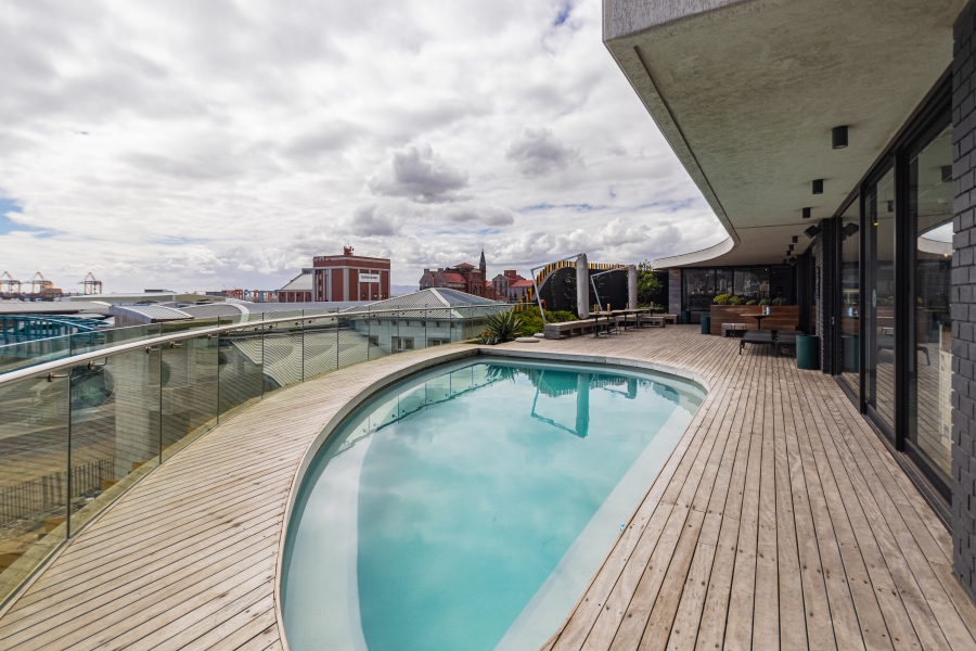 1 Bedroom Property for Sale in Woodstock Western Cape